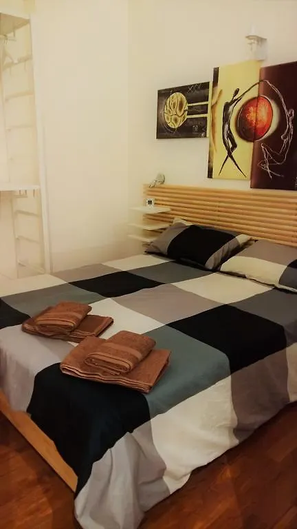Sacra Famiglia Ausonia Apartment 팔레르모