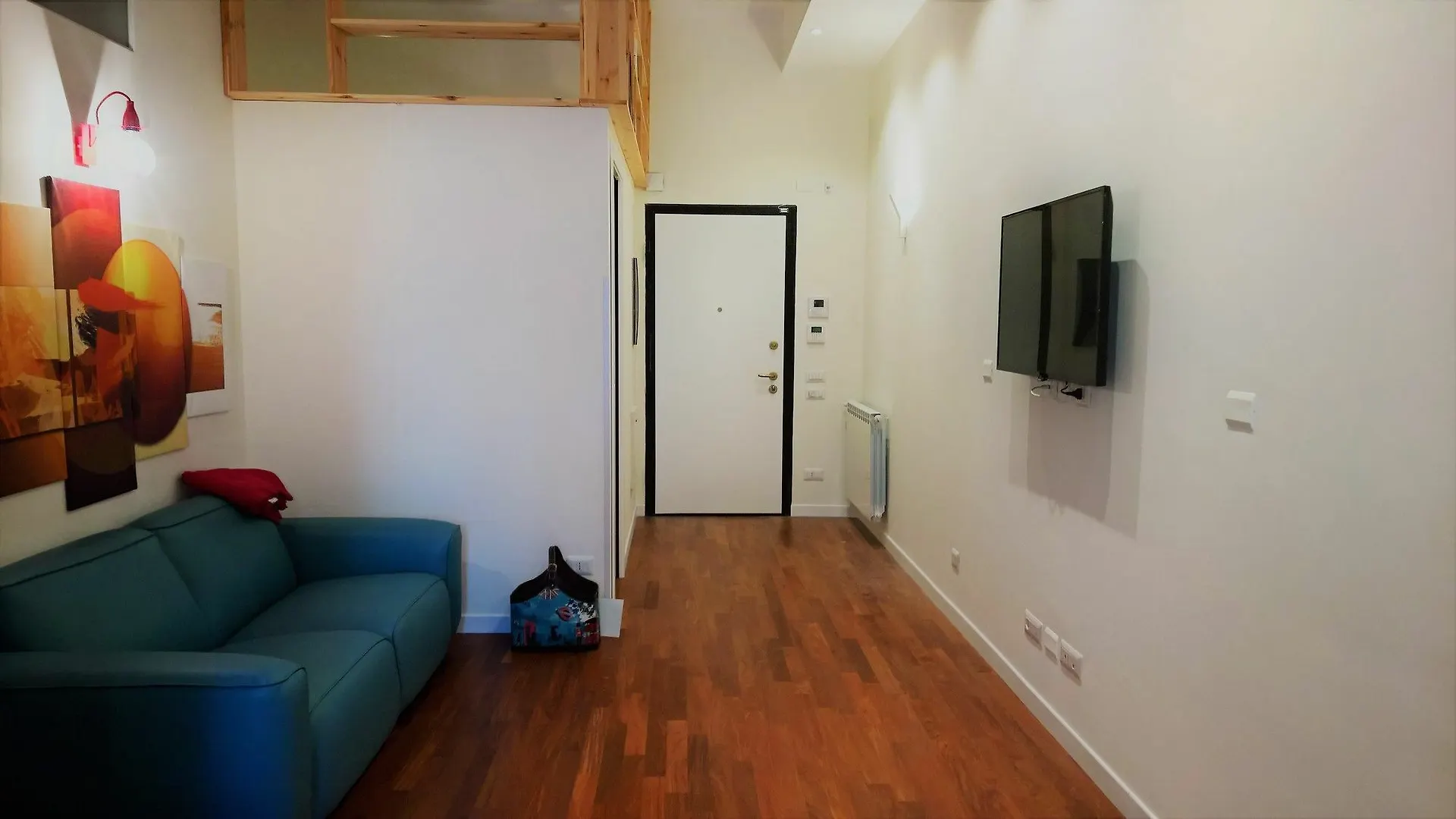 Sacra Famiglia Ausonia Apartment 팔레르모 0*,  이탈리아