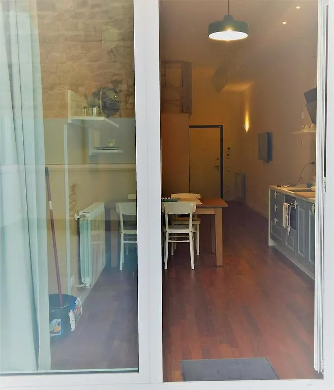 Sacra Famiglia Ausonia Apartment Palermo Italy