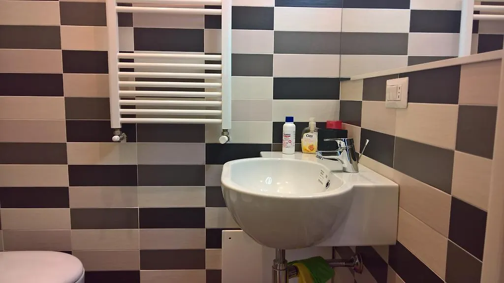 Sacra Famiglia Ausonia Apartment Palermo Italy